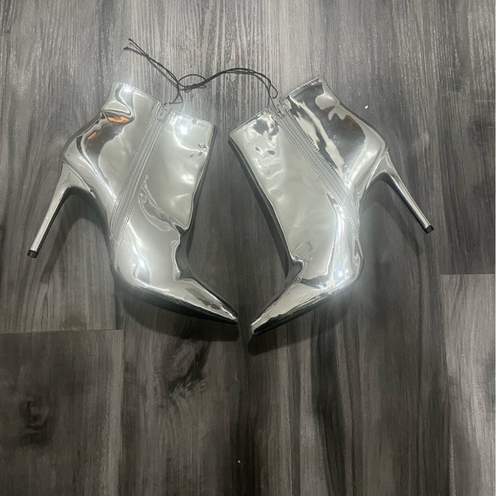 Rue21 Shiny Silver Heeled Boots